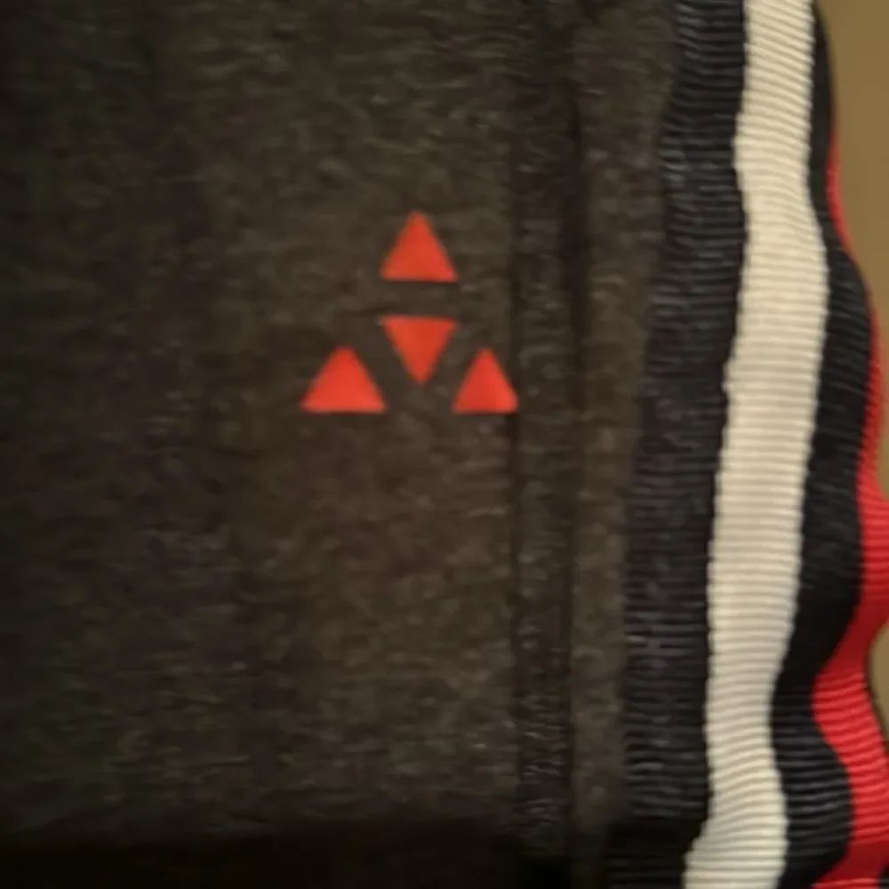 Balanced Tech Grey Joggers Size Small - Picture 3 of 7